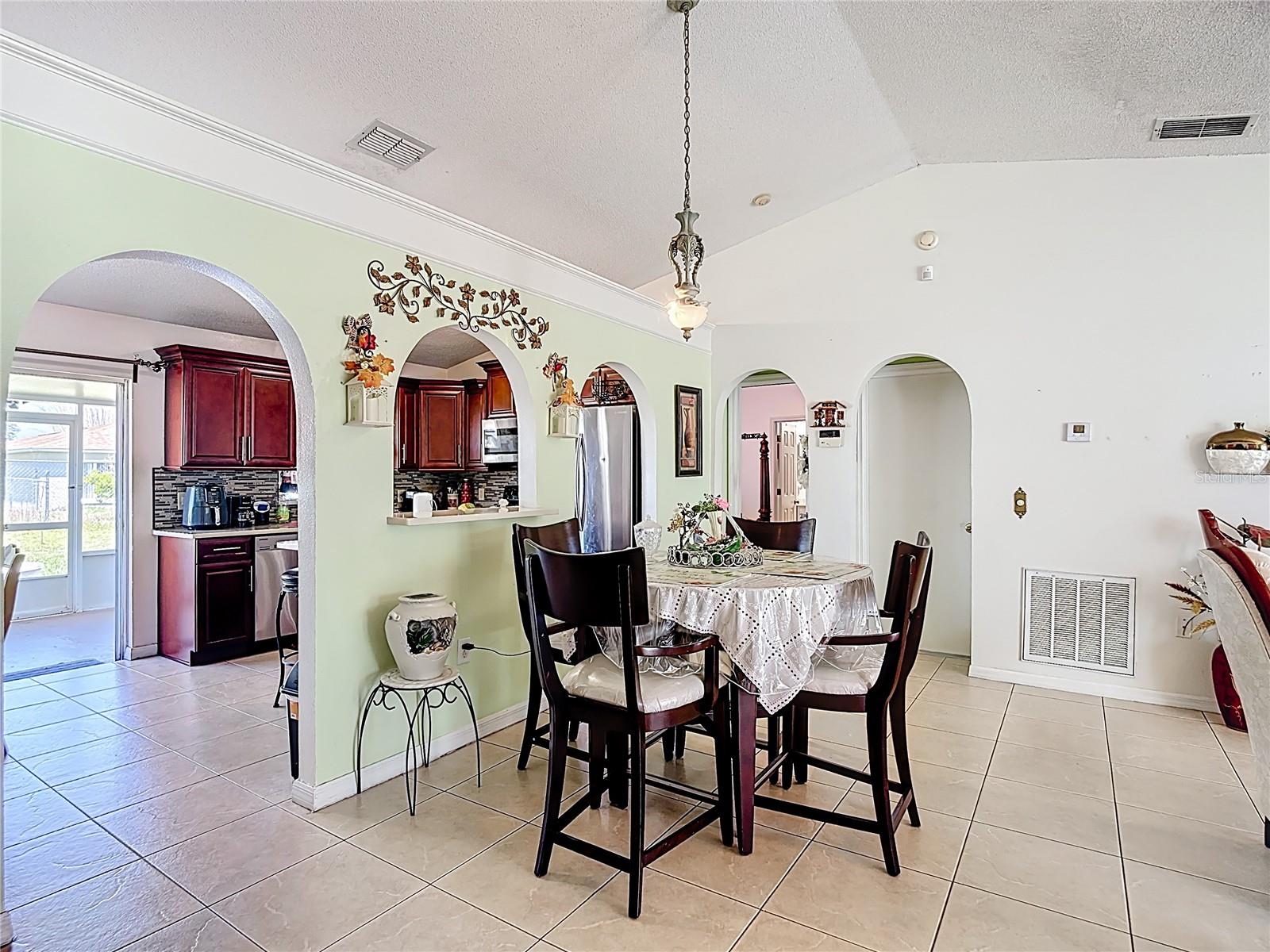 852 FRANCONVILLE CT, KISSIMMEE, FL — photo 10