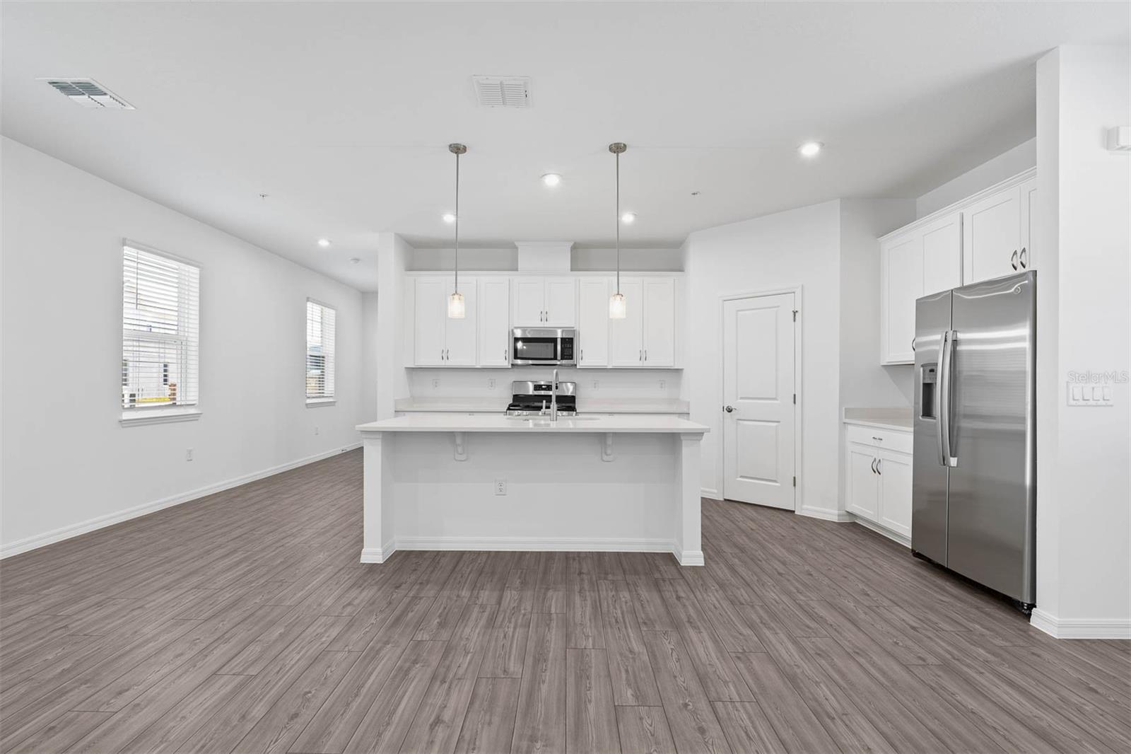4718 INNER WORLD LN, WESLEY CHAPEL, FL — photo 8