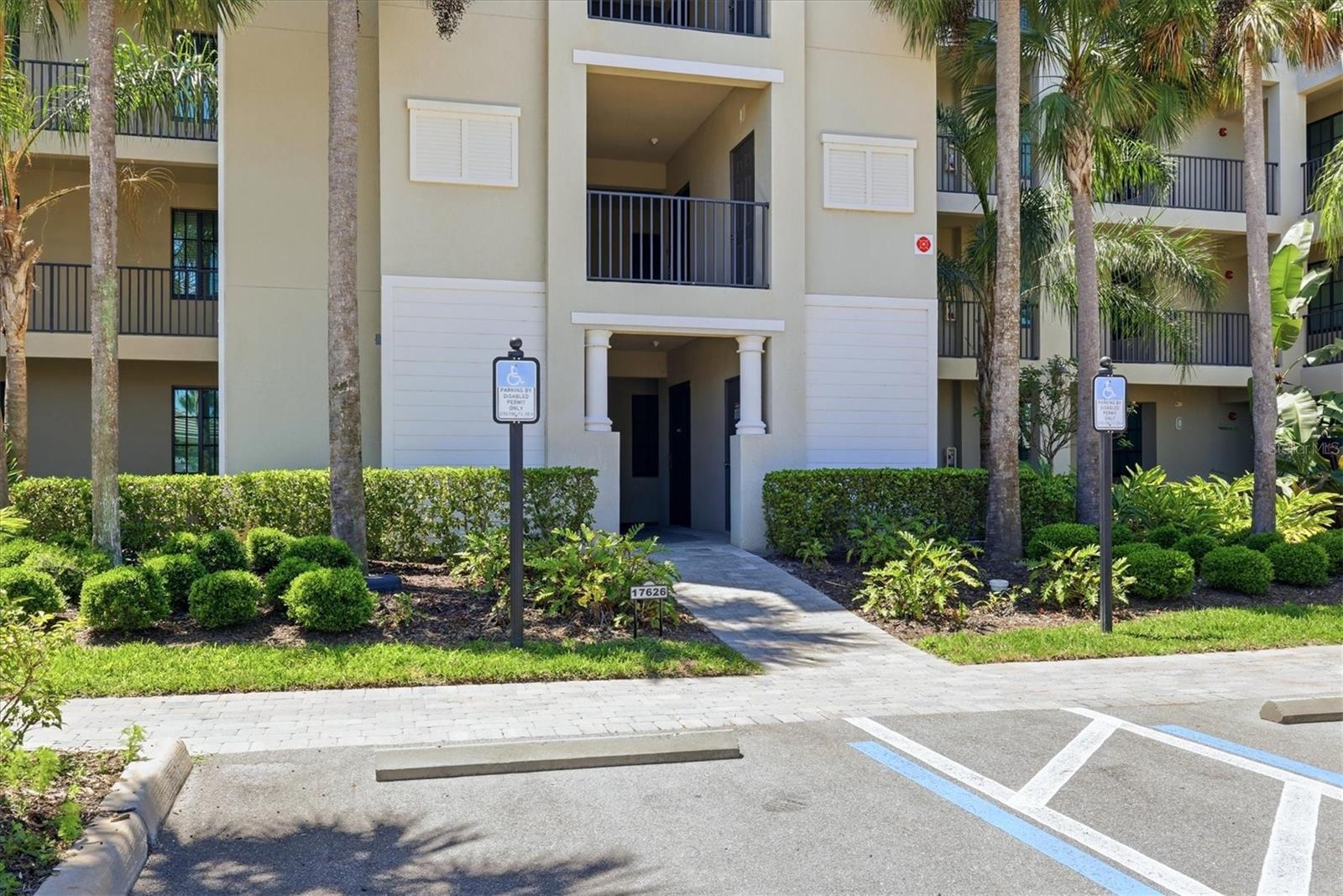 17626 GAWTHROP DR #208, BRADENTON, FL — photo 3