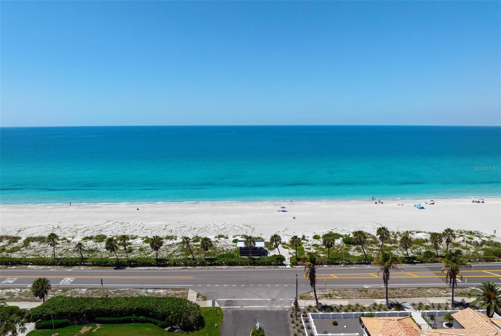 581 ROUNTREE DR, LONGBOAT KEY, FL — photo 5