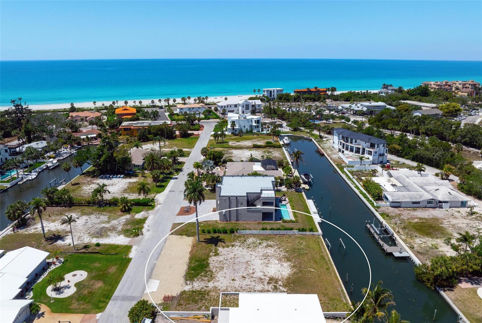 581 ROUNTREE DR, LONGBOAT KEY, FL — photo 43