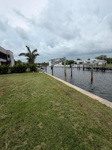 581 ROUNTREE DR, LONGBOAT KEY, FL — photo 4