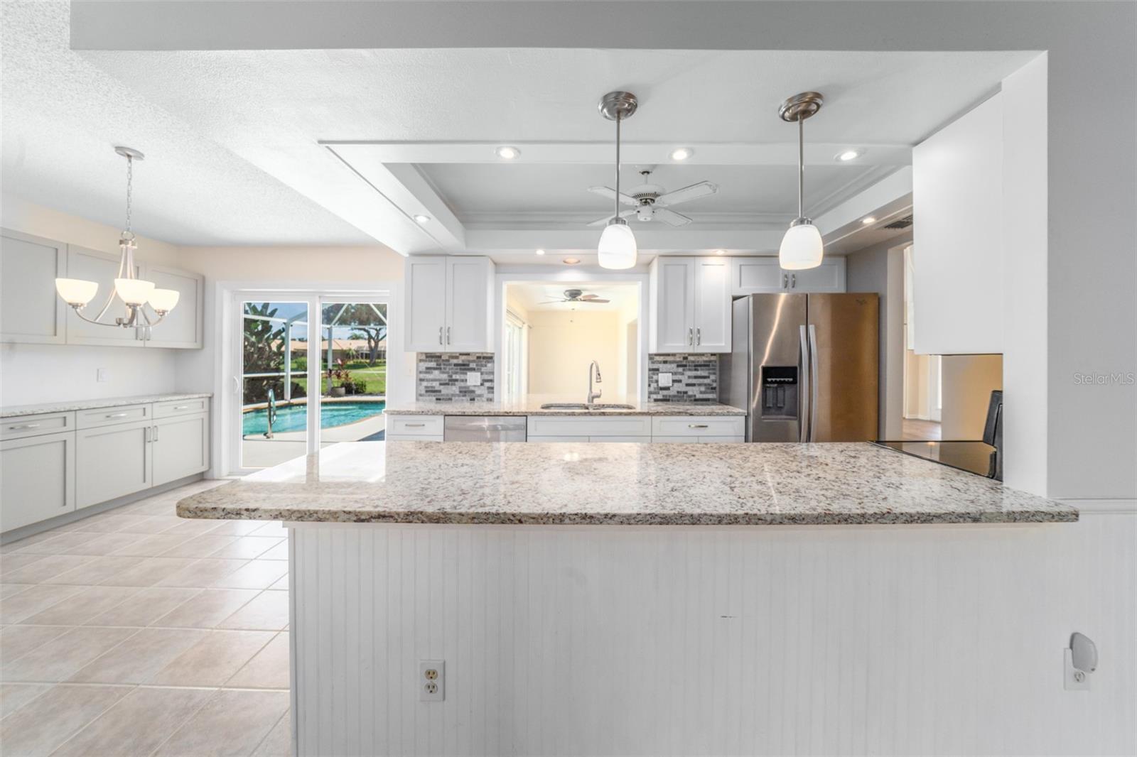 3162 E VILLAGE DR, VENICE, FL — photo 14