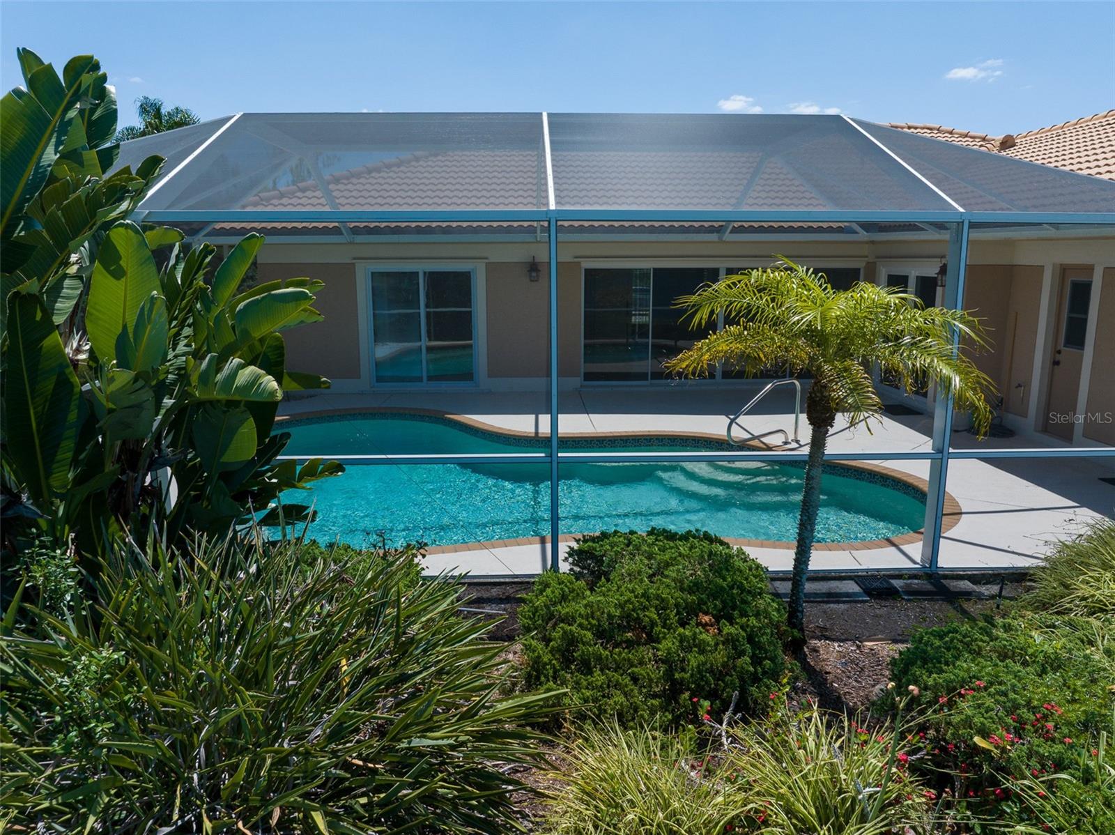 3162 E VILLAGE DR, VENICE, FL — photo 32