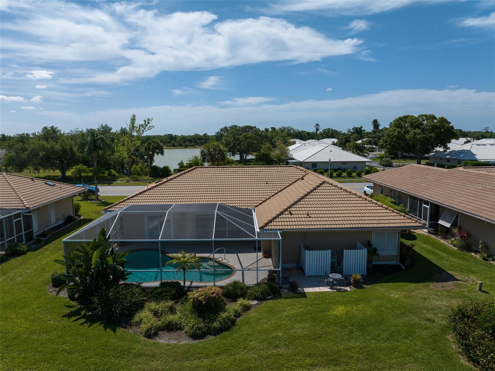 3162 E VILLAGE DR, VENICE, FL — photo 38