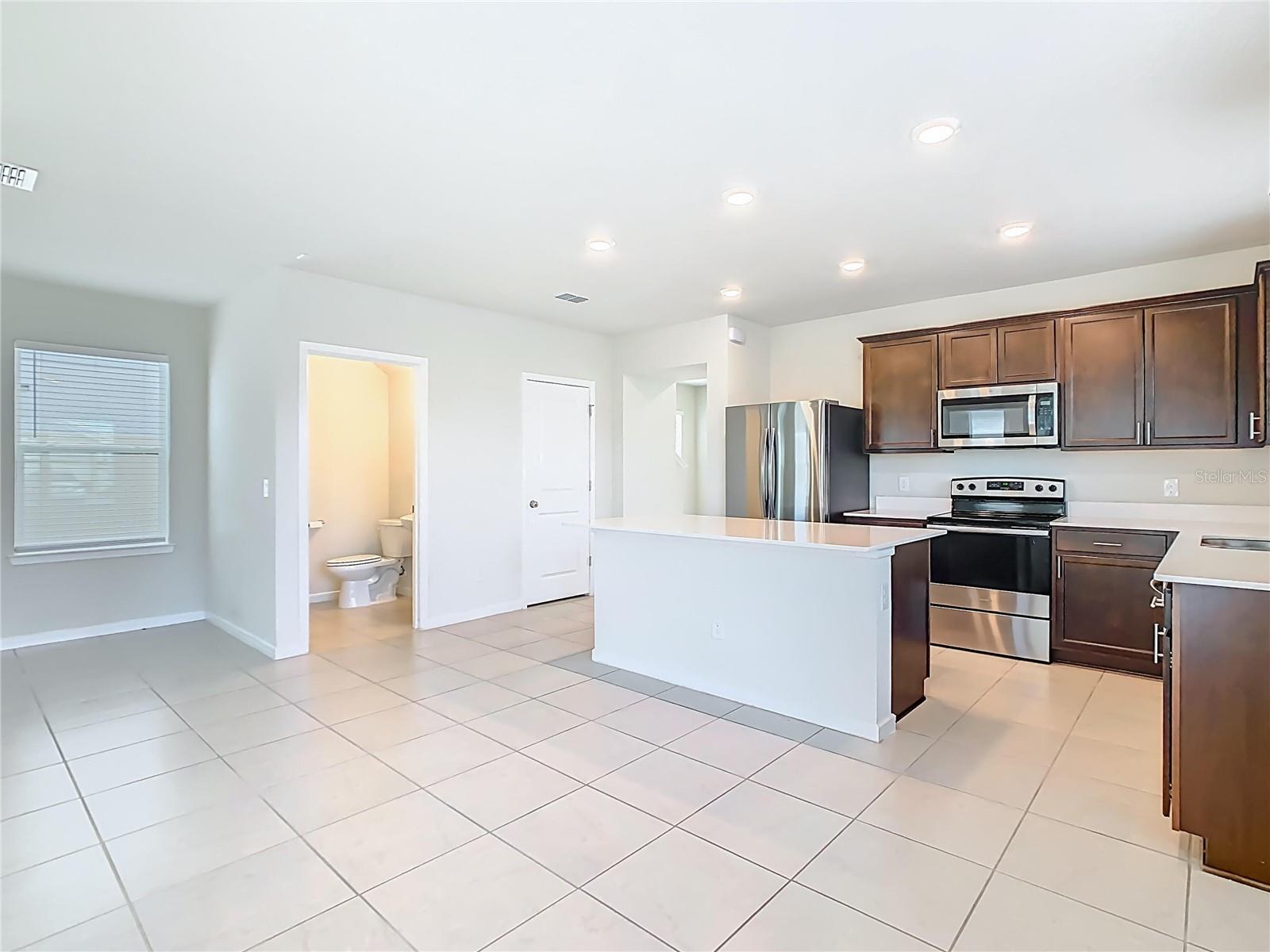 1823 SUMMER SERENITY DR, KISSIMMEE, FL — photo 18