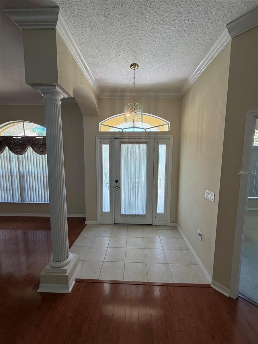11855 TEE TIME CIR, NEW PORT RICHEY, FL — photo 2