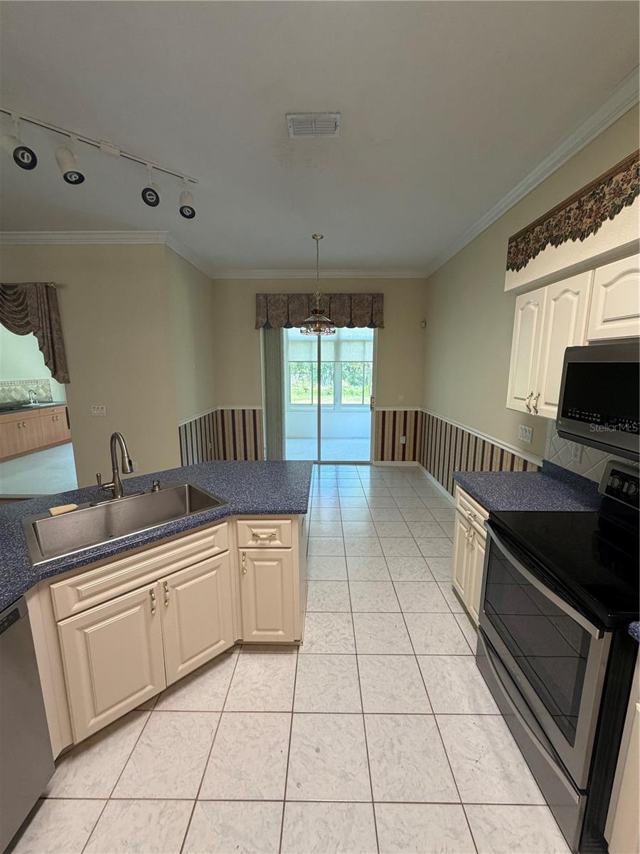 11855 TEE TIME CIR, NEW PORT RICHEY, FL — photo 14