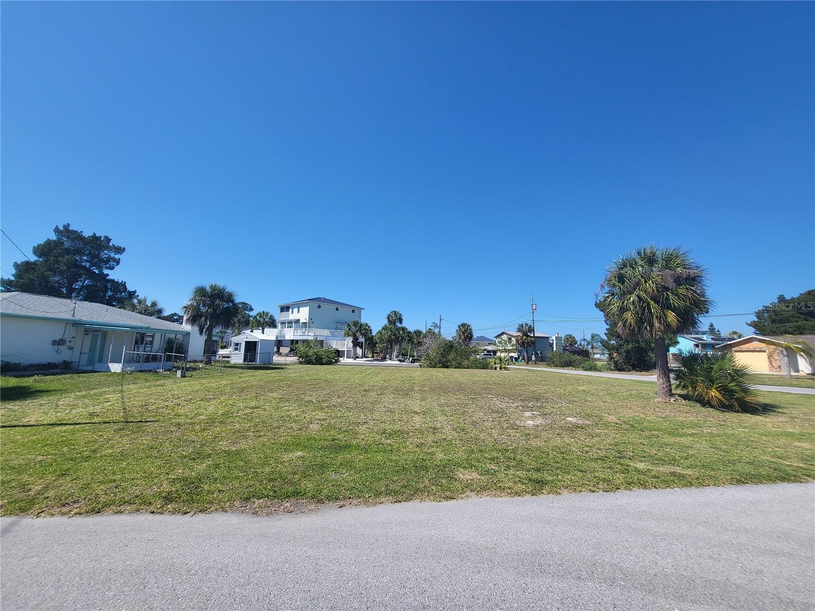 3463 PARAGON TER, HERNANDO BEACH, FL — photo 5