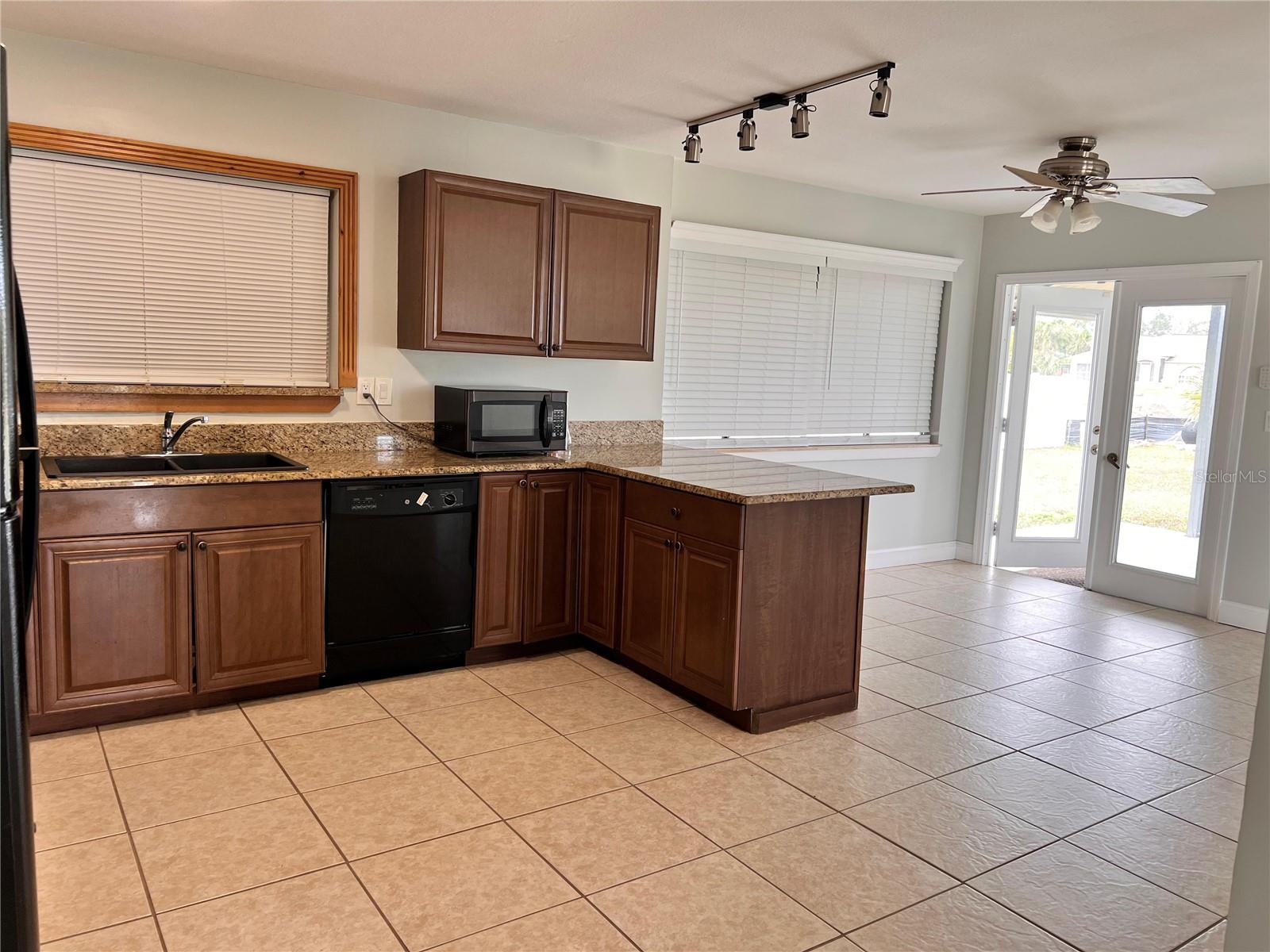 1299 BIRCHCREST BLVD, PORT CHARLOTTE, FL — photo 2