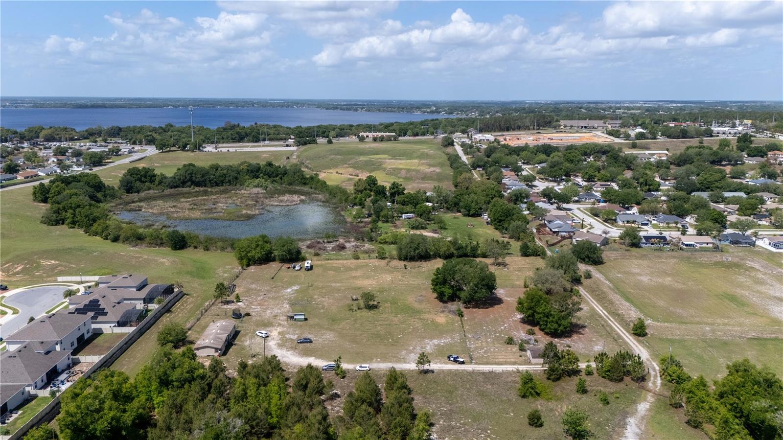 12606 S GRASSY LAKE RD, MINNEOLA, FL