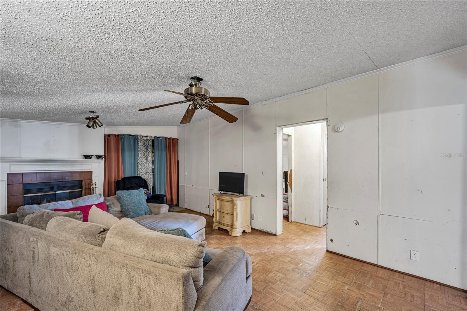 12606 S GRASSY LAKE RD, MINNEOLA, FL — photo 32