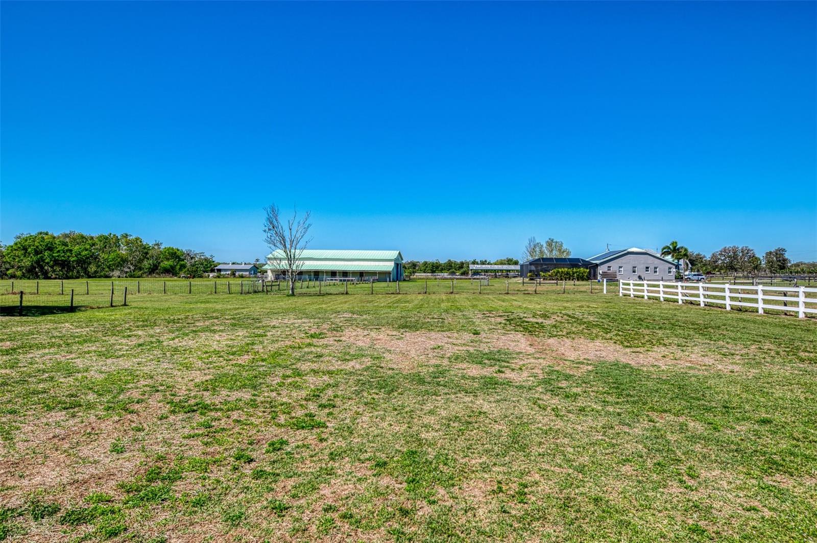 2700 VERNA BETHANY, MYAKKA CITY, FL — photo 41