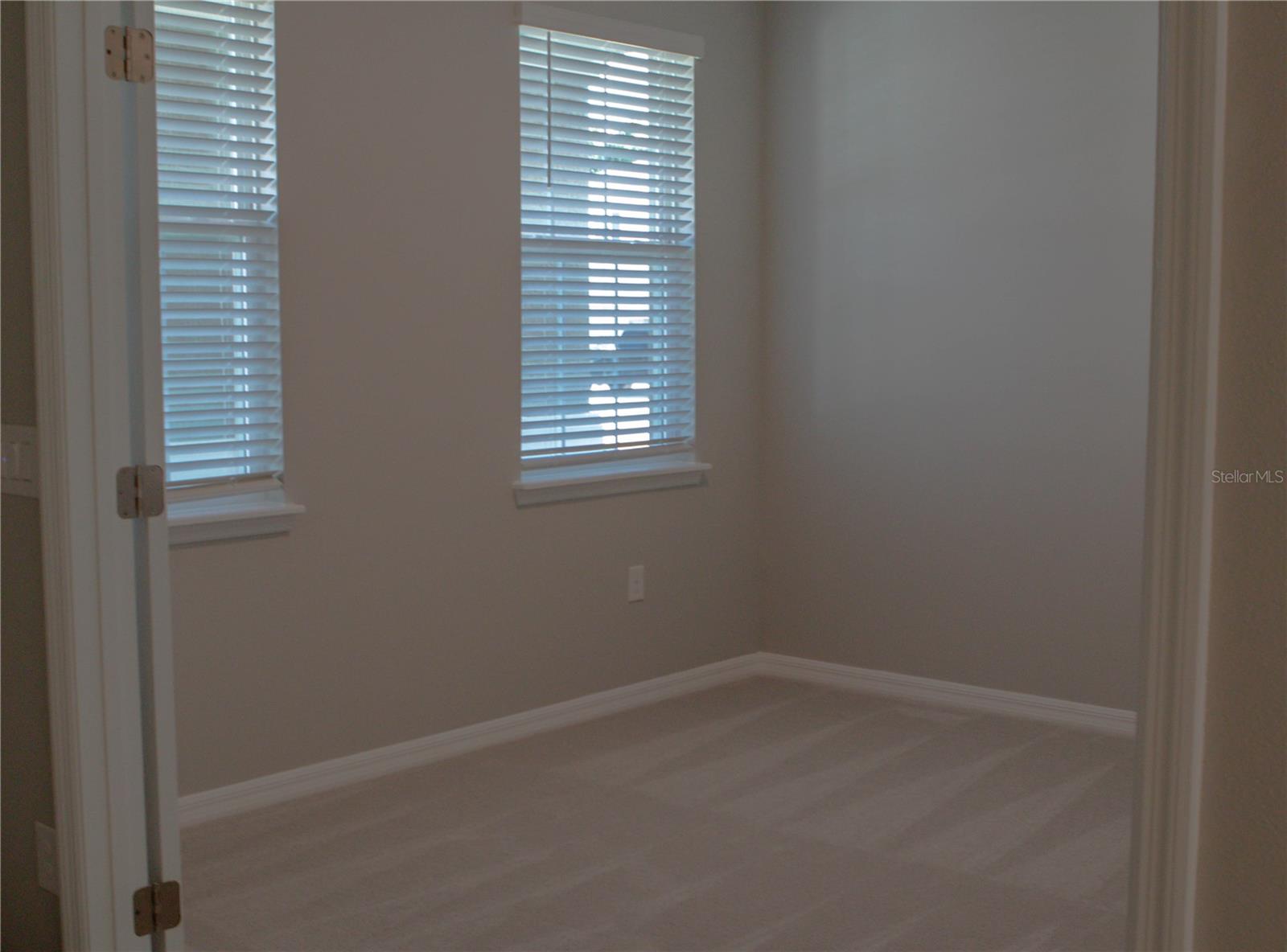 8004 PRAISE DR, TAMPA, FL — photo 15