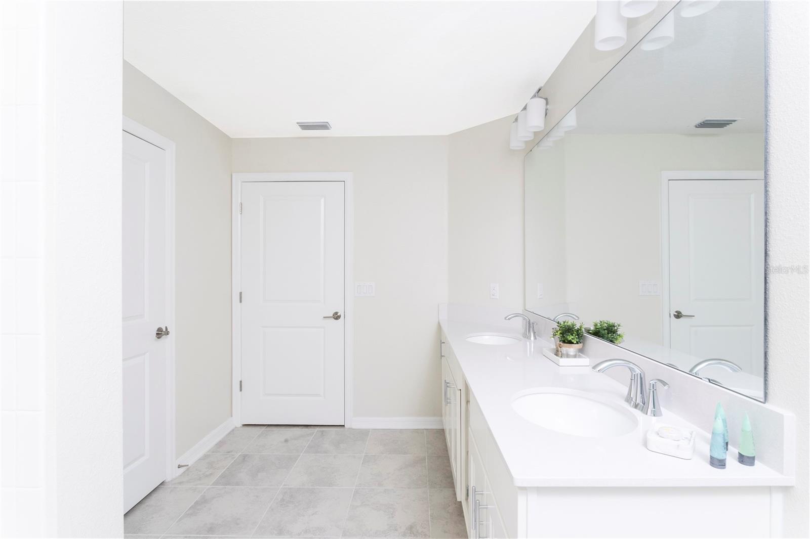 3161 PARADOX CIR ## 108, KISSIMMEE, FL — photo 35