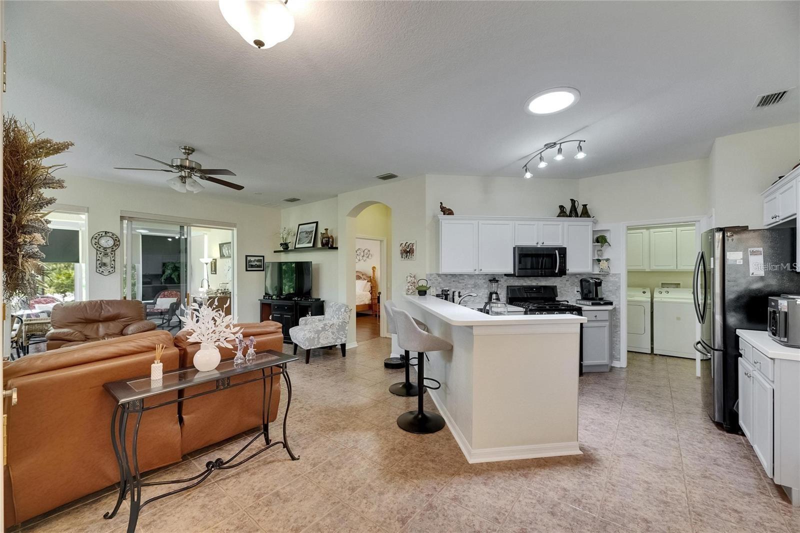2068 SIFIELD GREENS WAY, SUN CITY CENTER, FL — photo 7