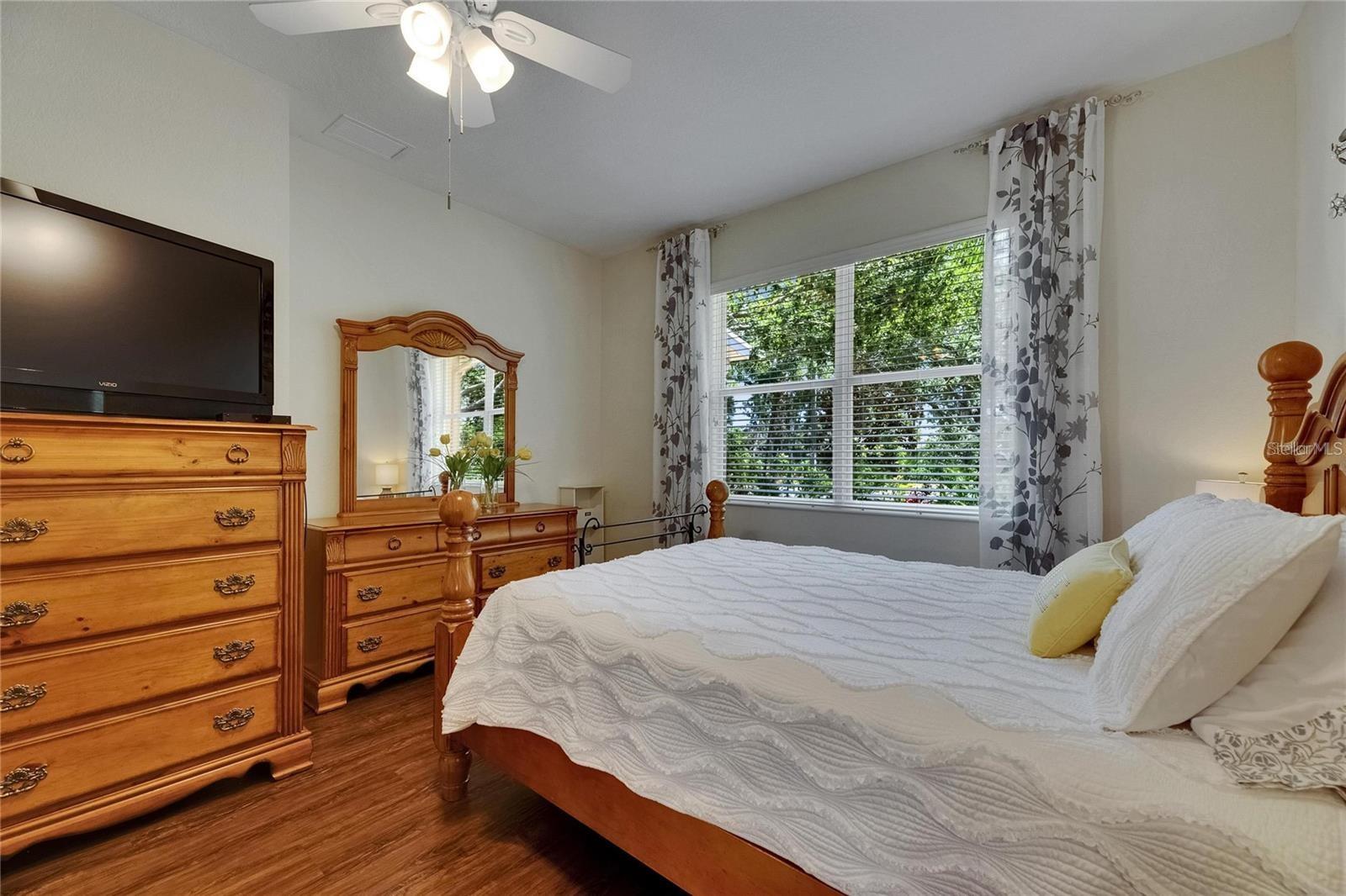 2068 SIFIELD GREENS WAY, SUN CITY CENTER, FL — photo 28