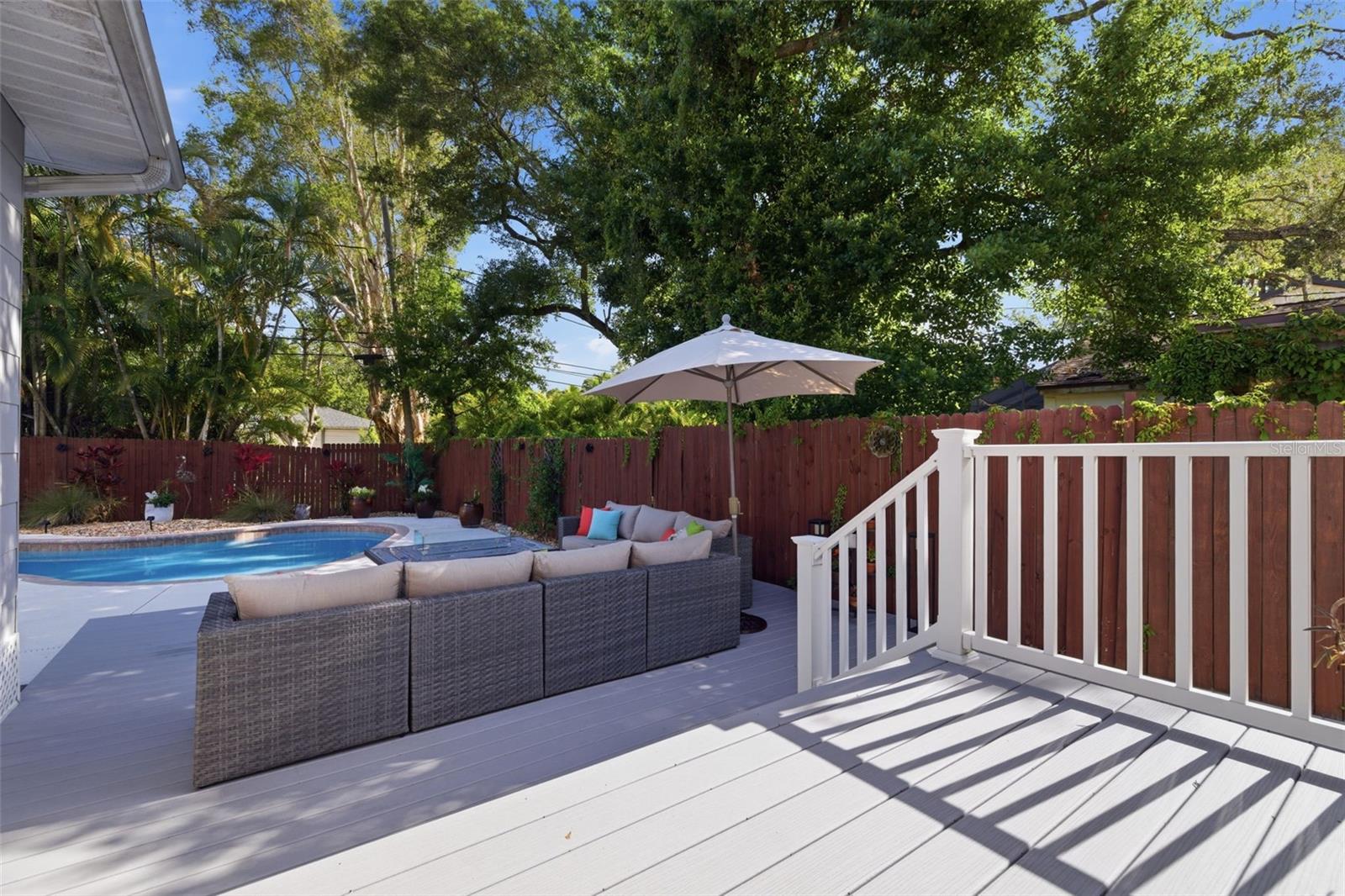 1055 MONTICELLO BLVD N, ST PETERSBURG, FL — photo 29