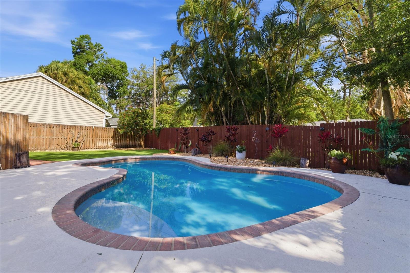 1055 MONTICELLO BLVD N, ST PETERSBURG, FL — photo 4