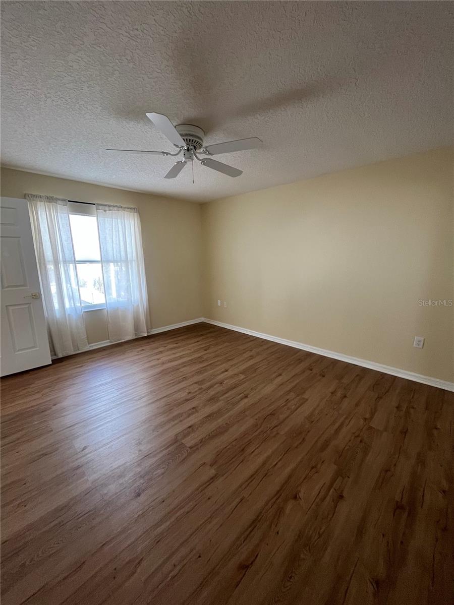 1111 APPLE TER, LEESBURG, FL — photo 33