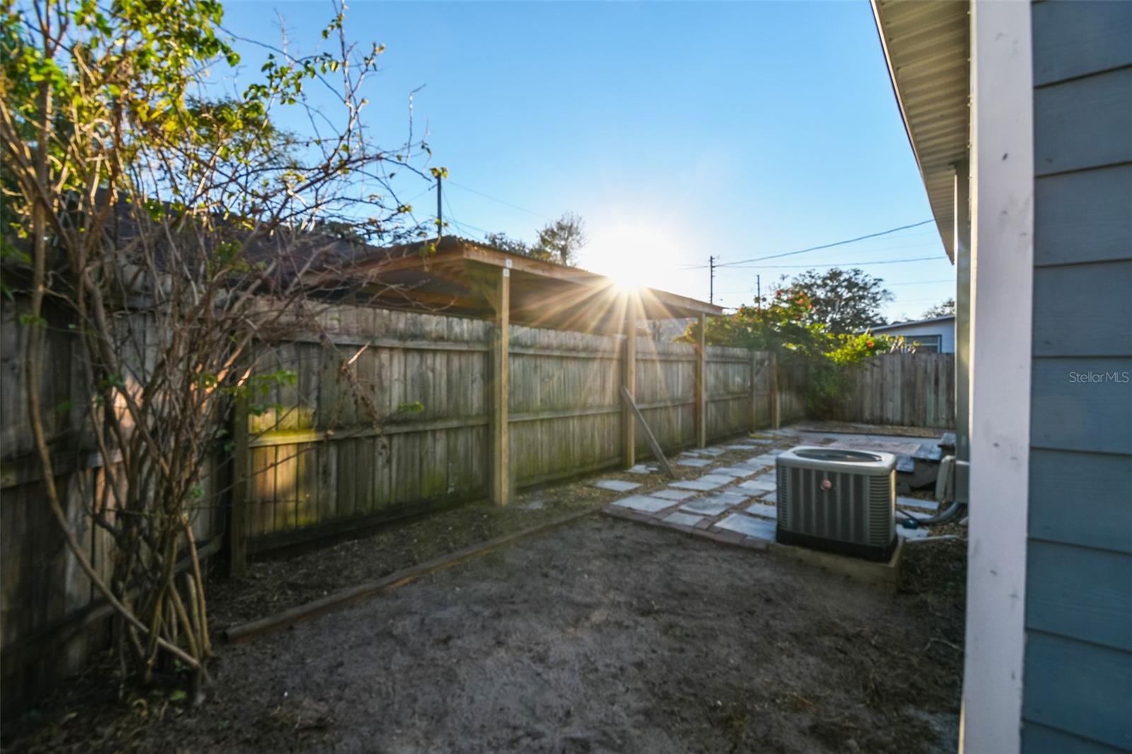 2310 30TH AVE N, ST PETERSBURG, FL — photo 25