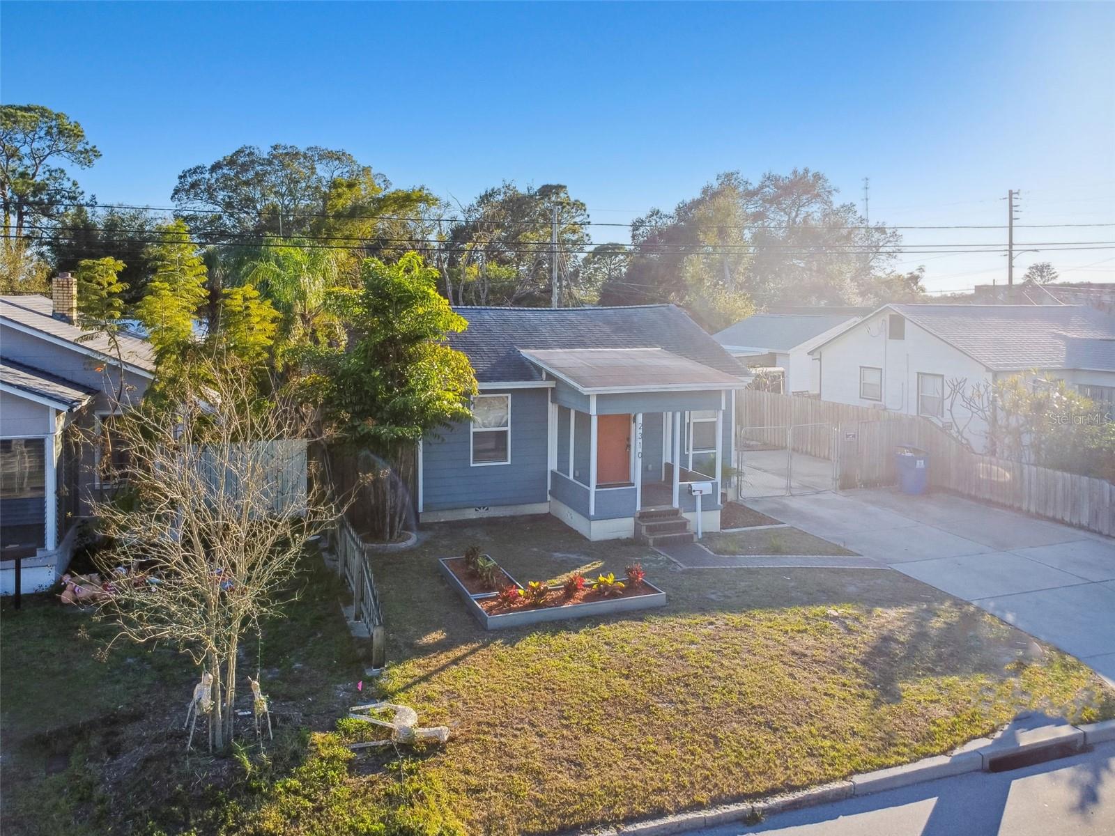 2310 30TH AVE N, ST PETERSBURG, FL — photo 29