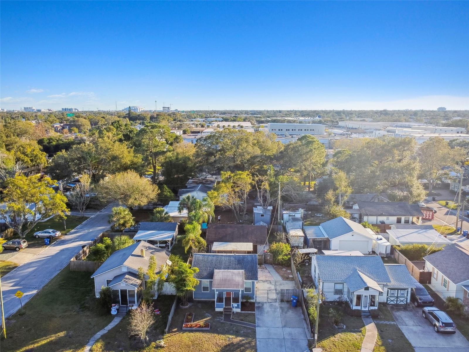 2310 30TH AVE N, ST PETERSBURG, FL — photo 33