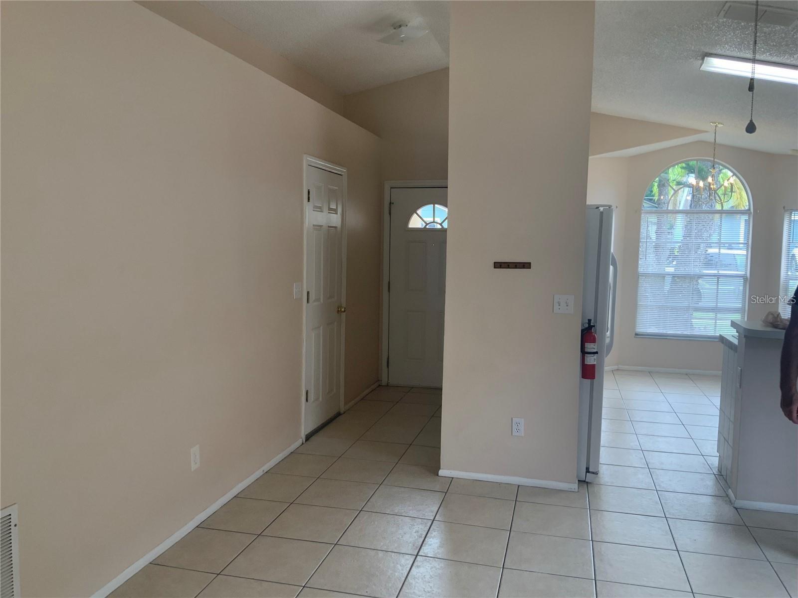 1705 CHATHAM CIR, APOPKA, FL — photo 2