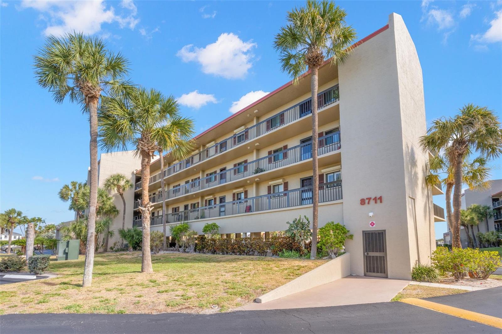 8711 BLIND PASS RD #104A, ST PETERSBURG, FL — photo 2