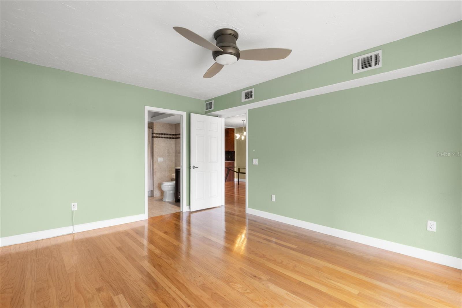 8711 BLIND PASS RD #104A, ST PETERSBURG, FL — photo 27