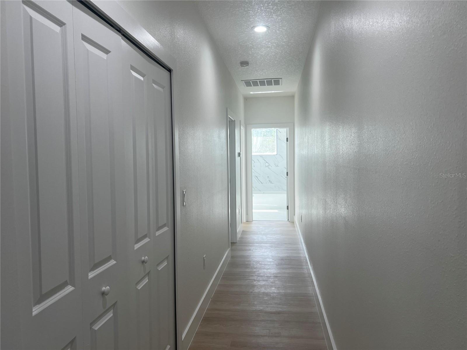 1514 E JUNEAU ST, TAMPA, FL — photo 9