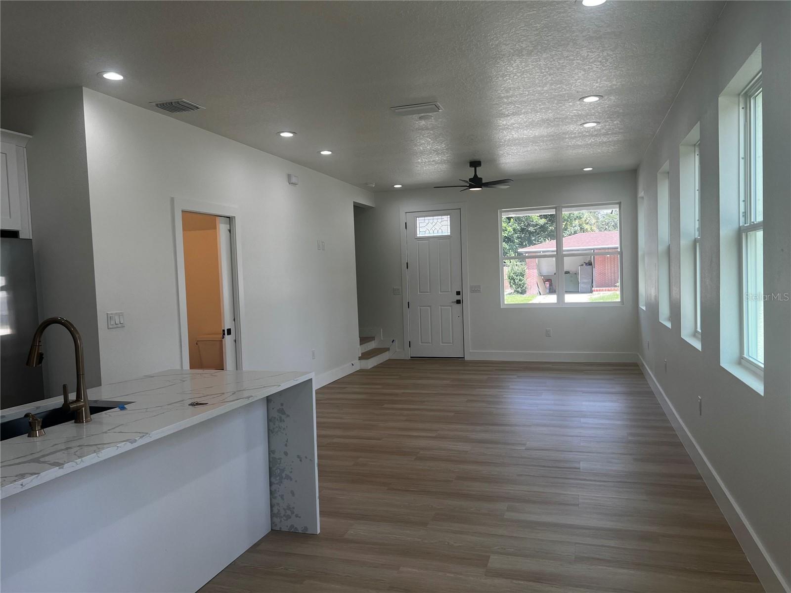 1514 E JUNEAU ST, TAMPA, FL — photo 7