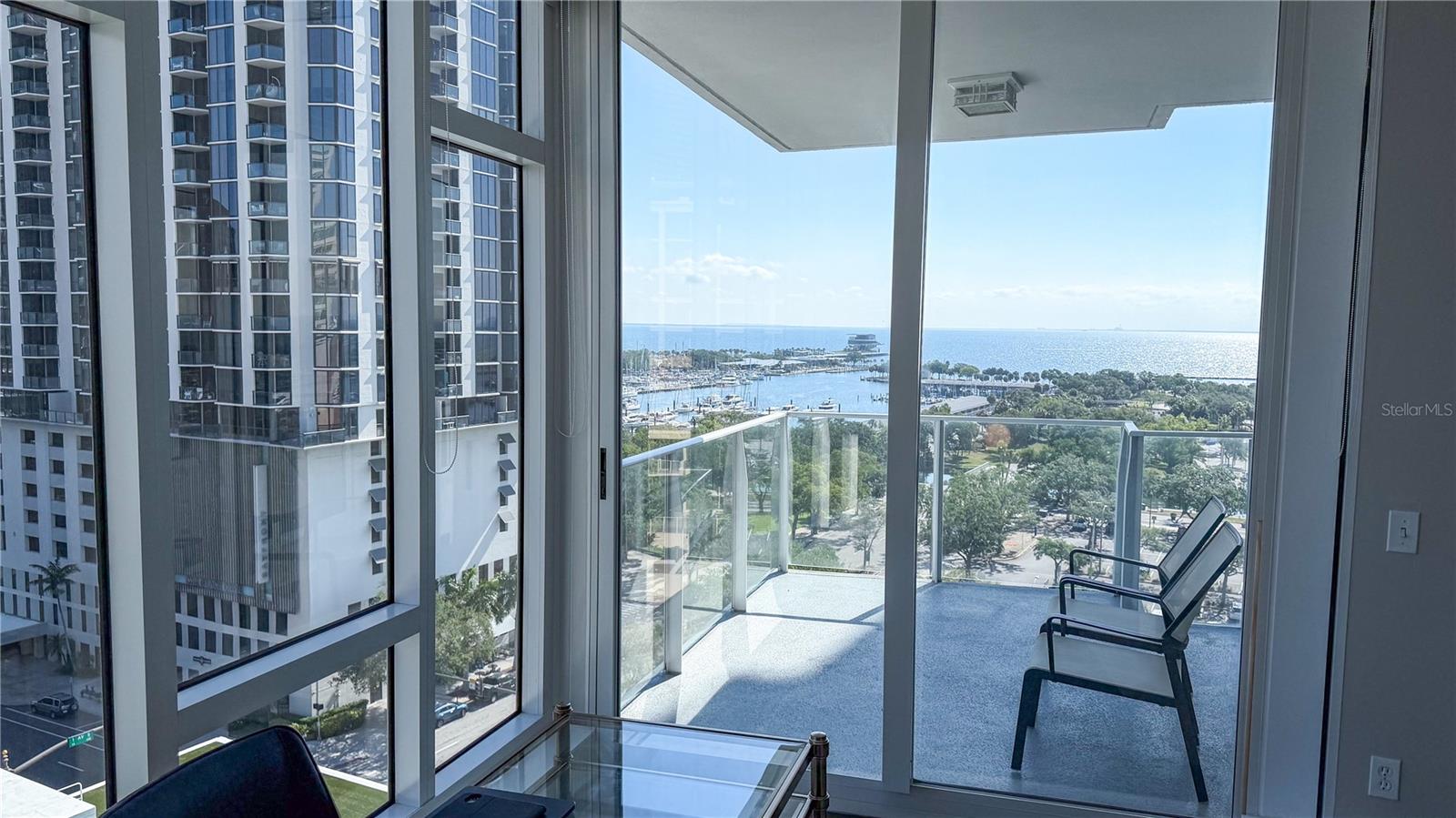 175 1ST ST S #1108, ST PETERSBURG, FL — photo 14
