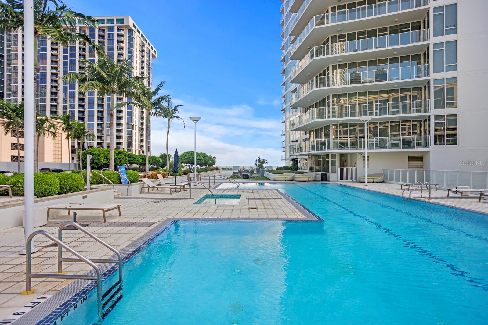 175 1ST ST S #1108, ST PETERSBURG, FL — photo 32