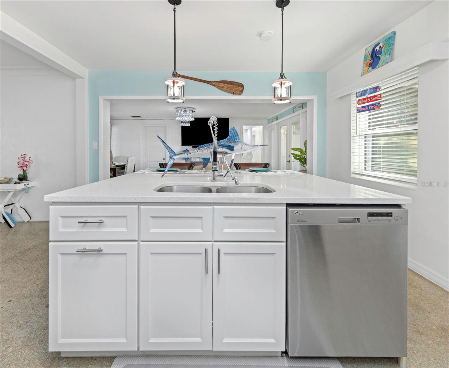 2025 TEMPLE TER, CLEARWATER, FL — photo 18