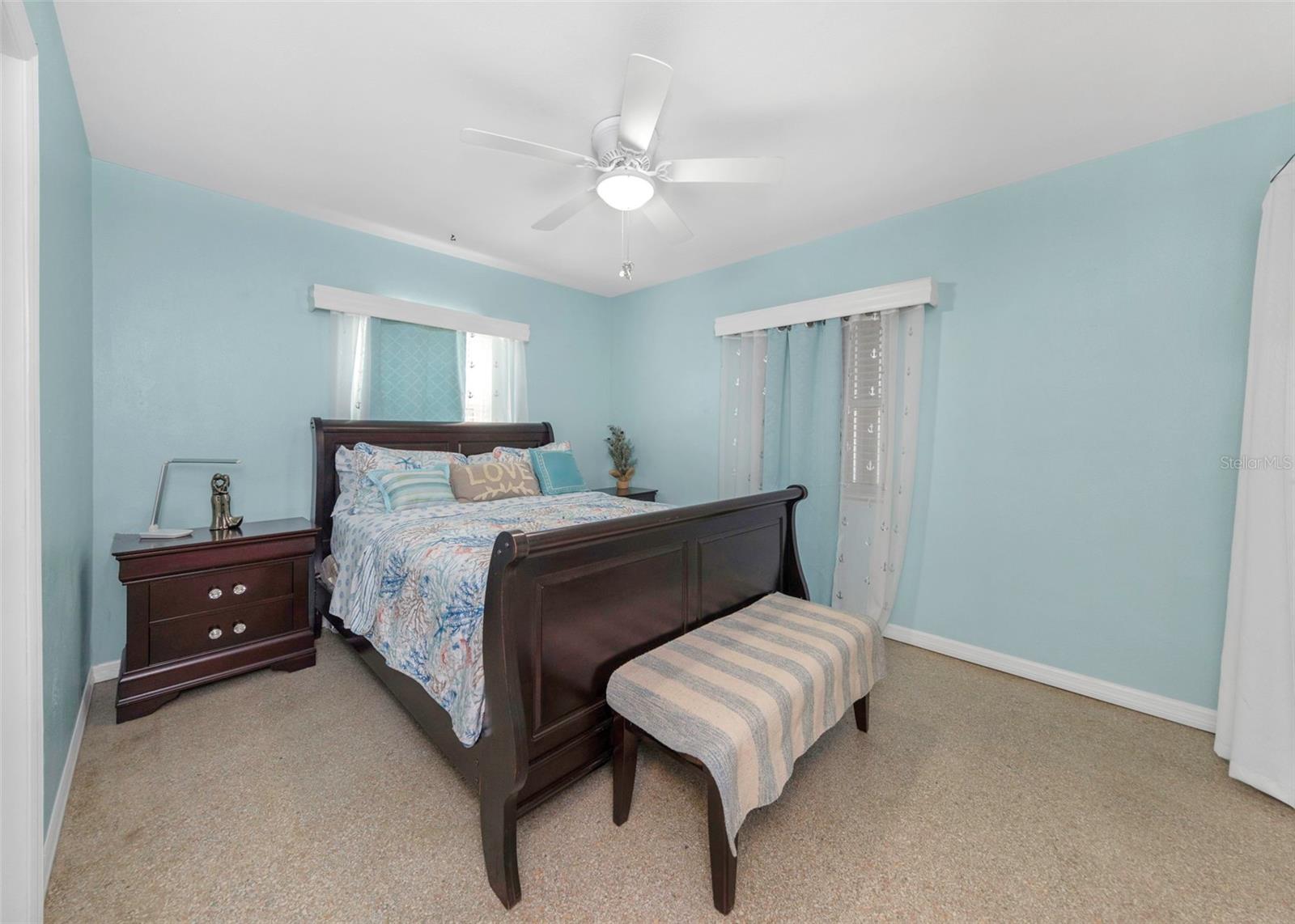 2025 TEMPLE TER, CLEARWATER, FL — photo 30