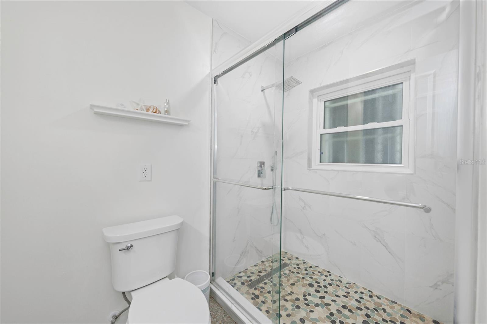 2025 TEMPLE TER, CLEARWATER, FL — photo 31