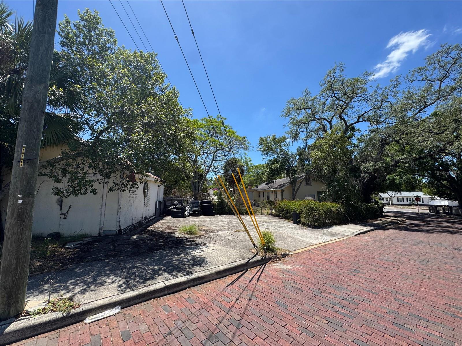 72 ADA ST, TARPON SPRINGS, FL — photo 2