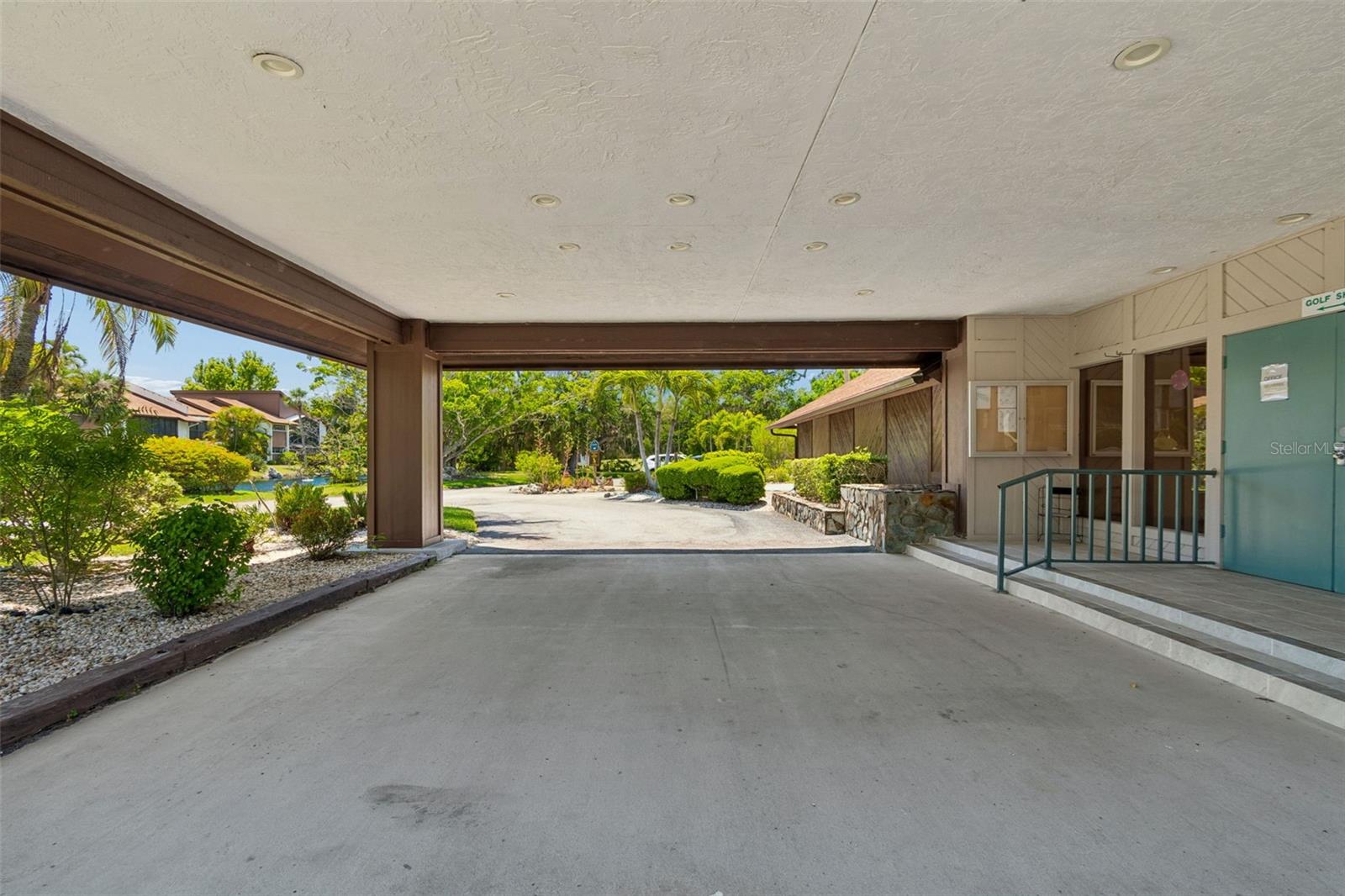6067 FAIRWAY LN #1413, BRADENTON, FL — photo 33