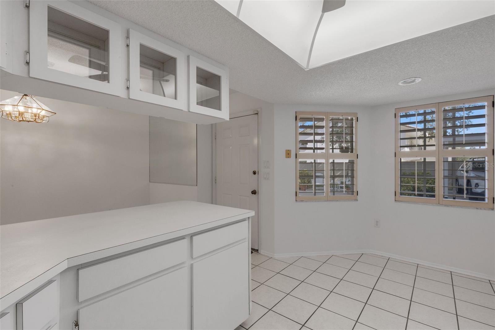 528 W VENICE AVE ## 1, VENICE, FL — photo 17