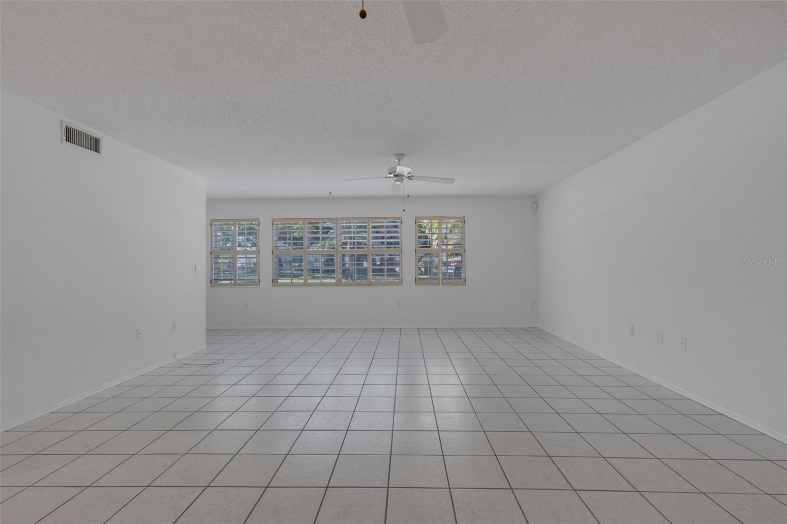 528 W VENICE AVE ## 1, VENICE, FL — photo 18