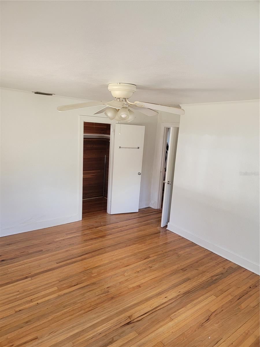 3720 4TH AVE N, ST PETERSBURG, FL — photo 13