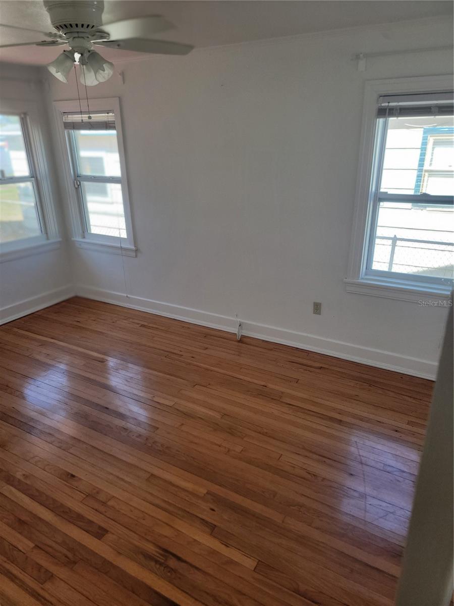 3720 4TH AVE N, ST PETERSBURG, FL — photo 20