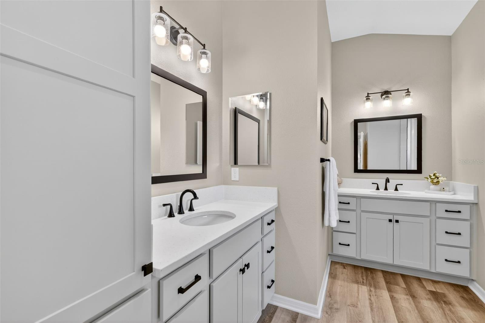 1713 ROBBINS RD, THE VILLAGES, FL — photo 51