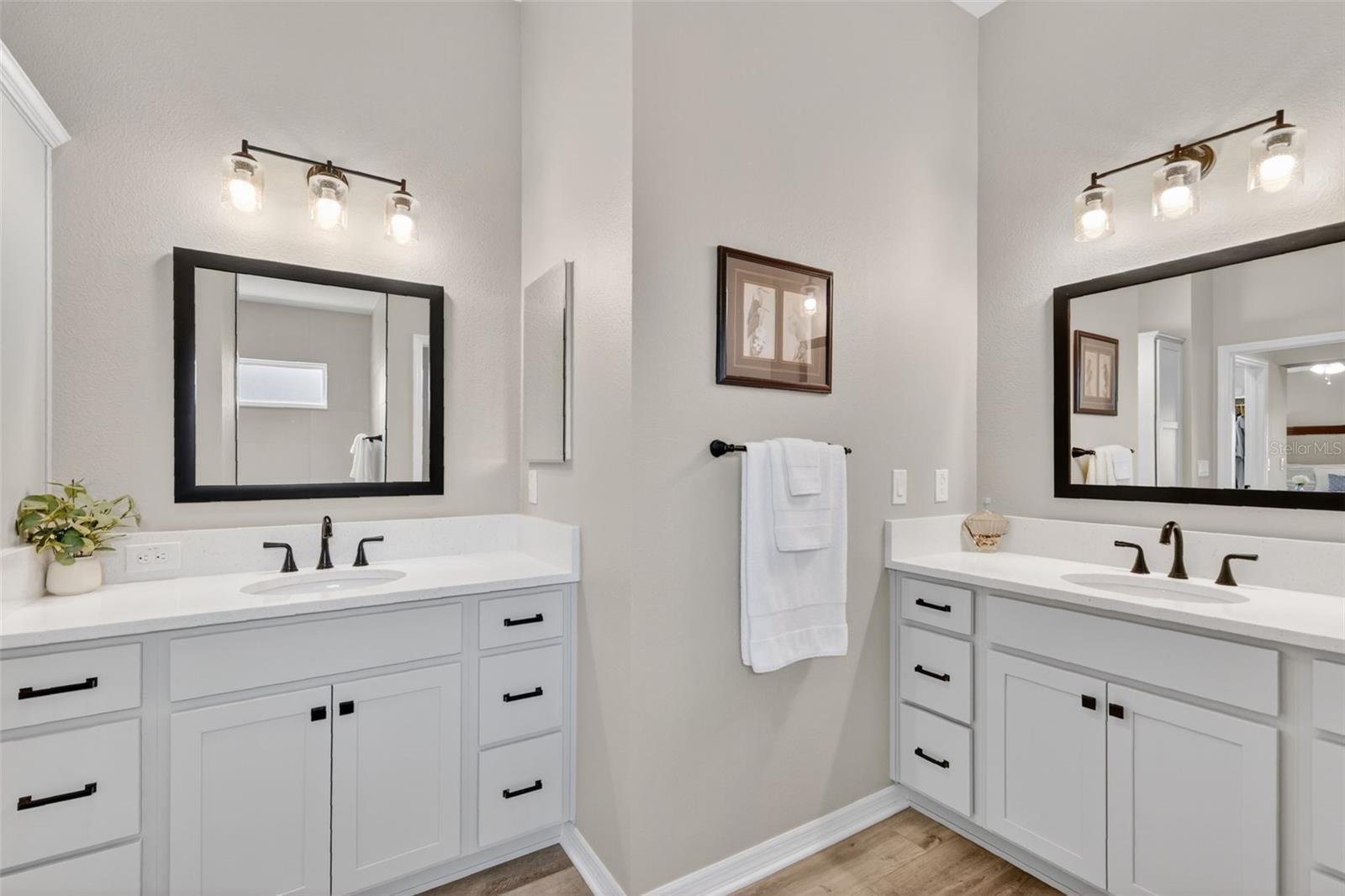 1713 ROBBINS RD, THE VILLAGES, FL — photo 54