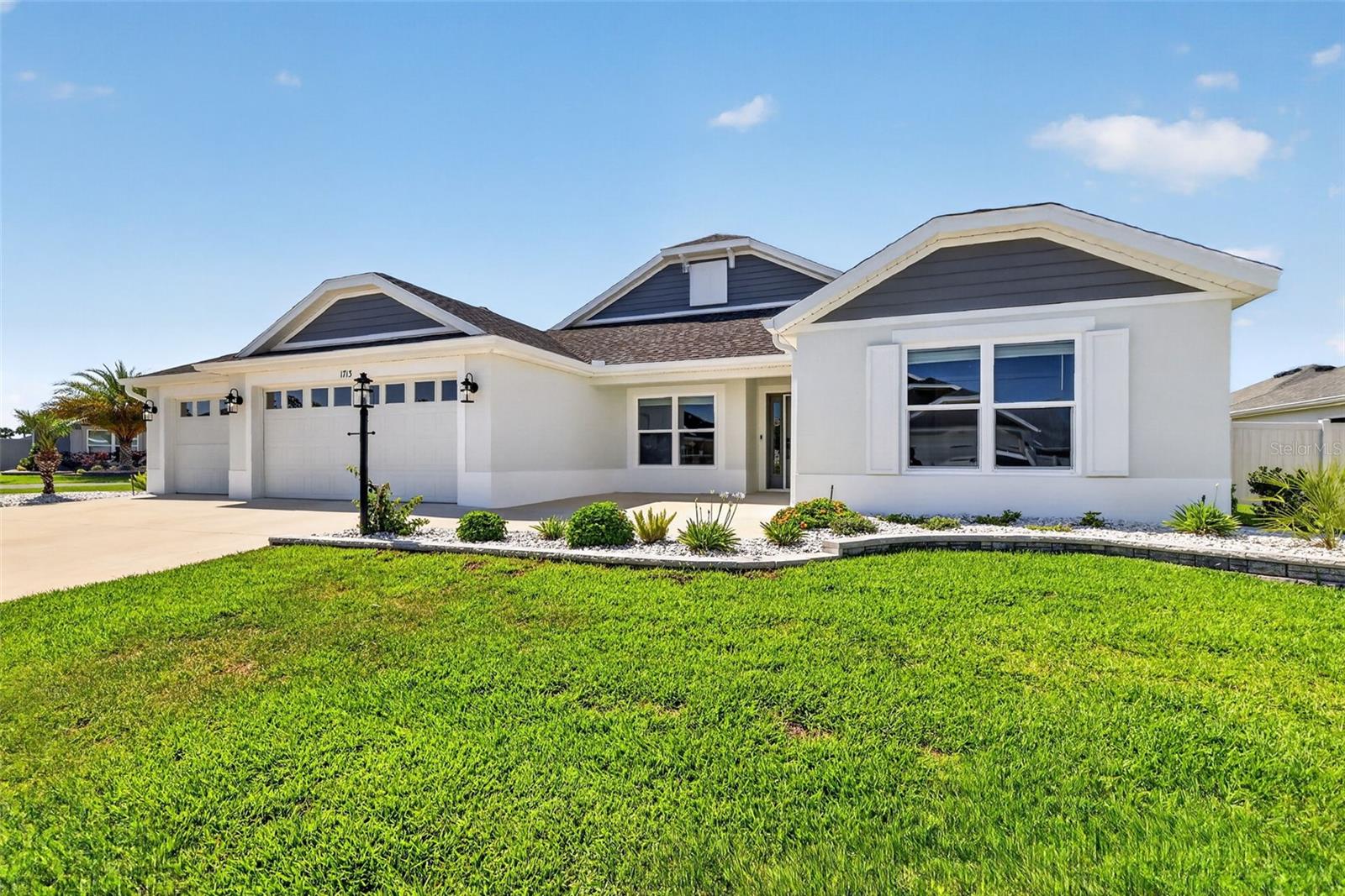 1713 ROBBINS RD, THE VILLAGES, FL — photo 94