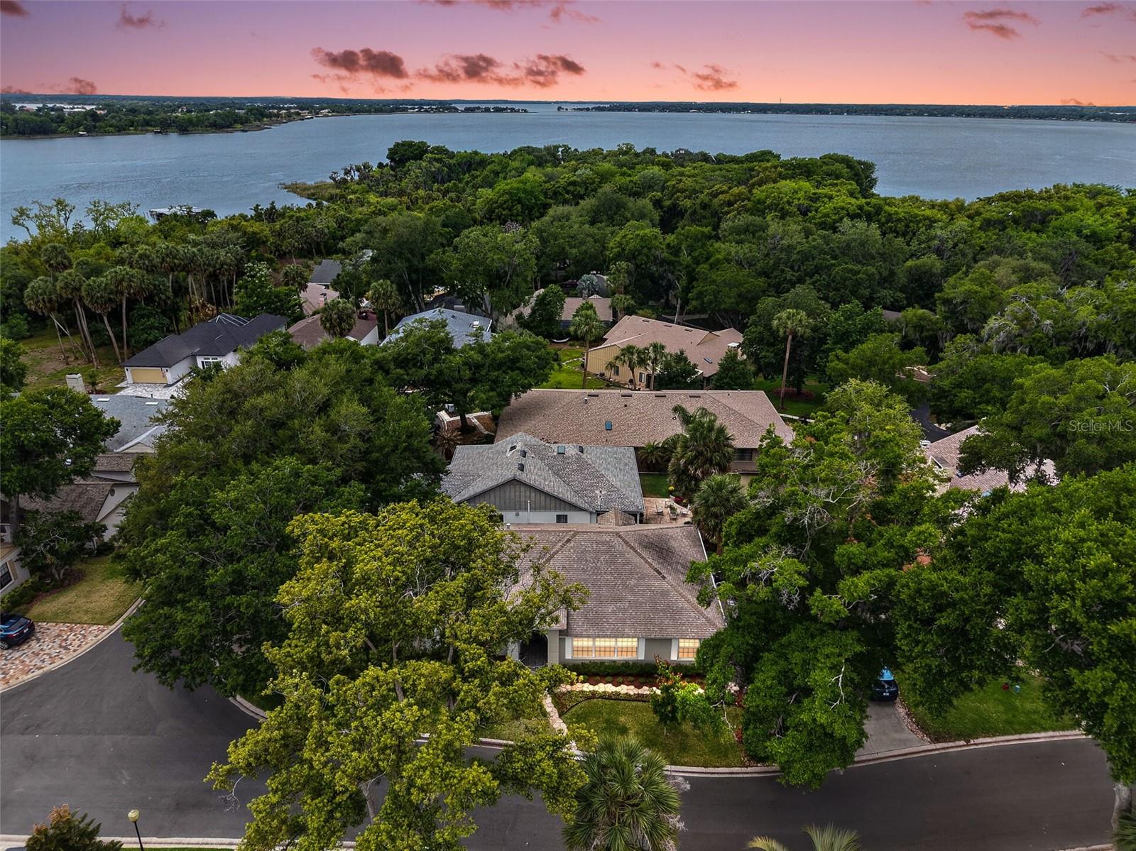 605 SANDLAKE CT, MOUNT DORA, FL