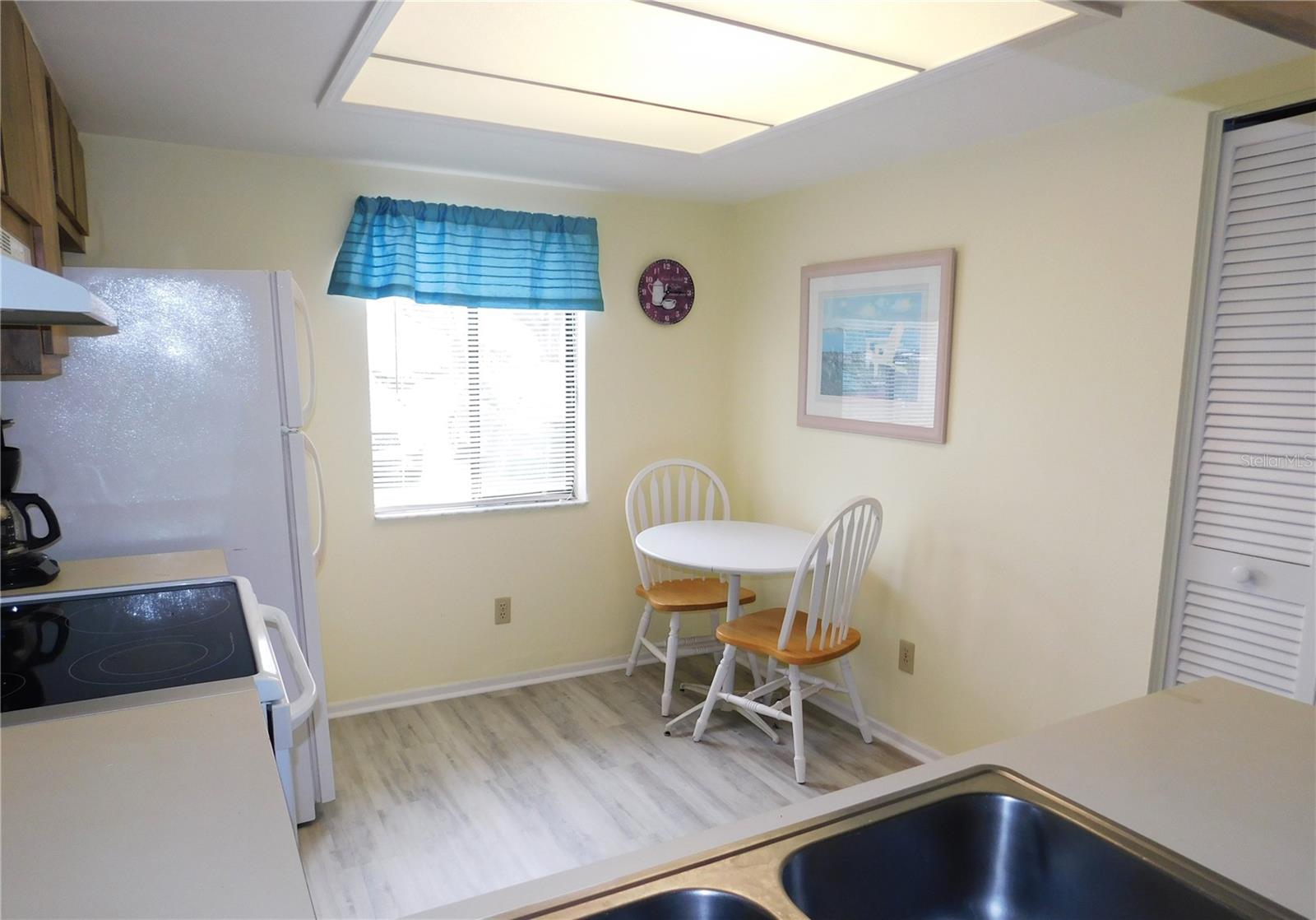 111 E CYPRESS CT #111, OLDSMAR, FL — photo 9