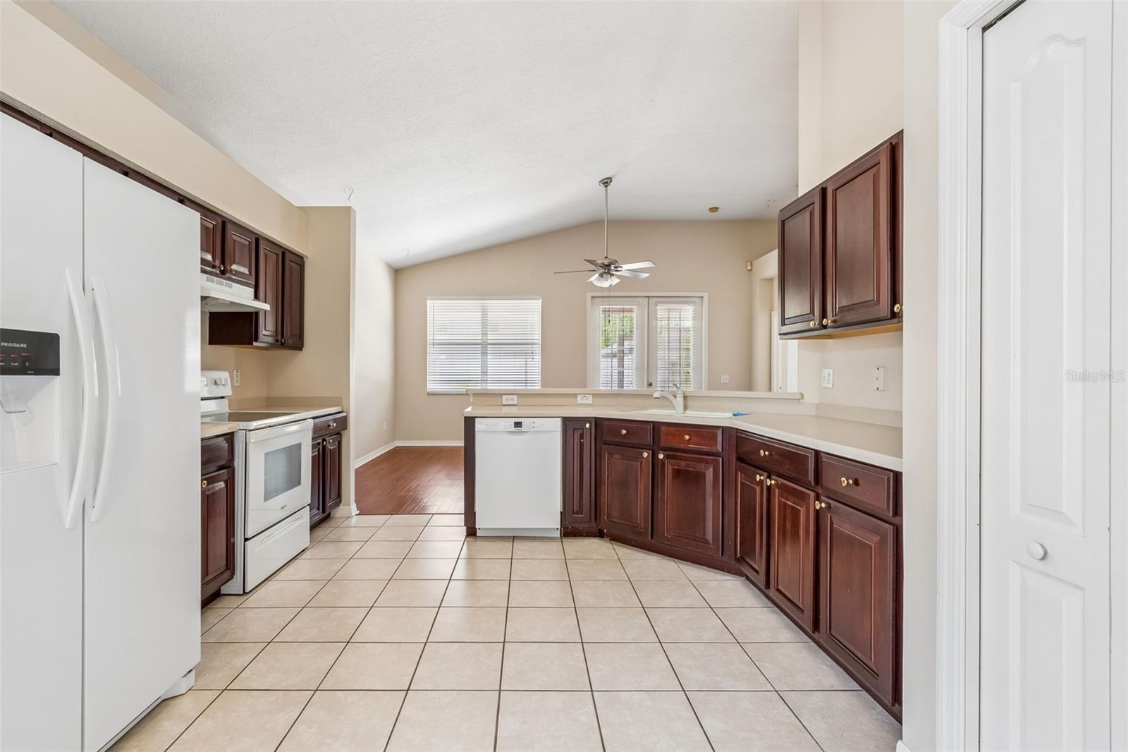 4789 WHISPERING WIND AVE, TAMPA, FL — photo 44