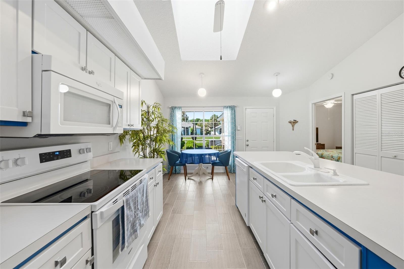 220 JUNIPER WAY, TAVARES, FL — photo 16
